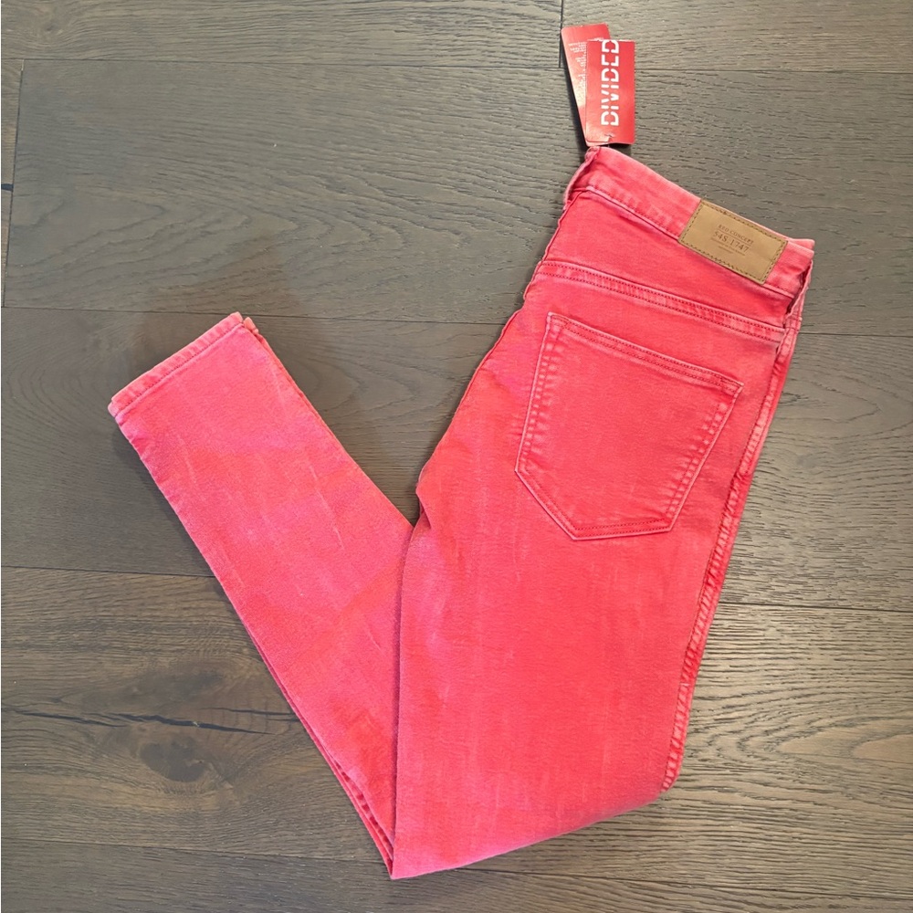 Dividend red stretchy denim jeans sz 6 NWT
